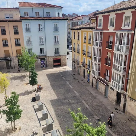 Daire Precioso Al Lado De La Catedral